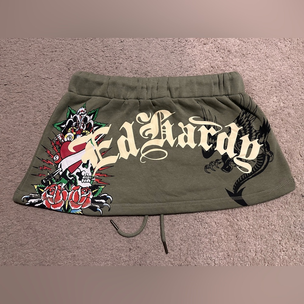 Ed Hardy Mini Skirt in color ‘sage’ size xs